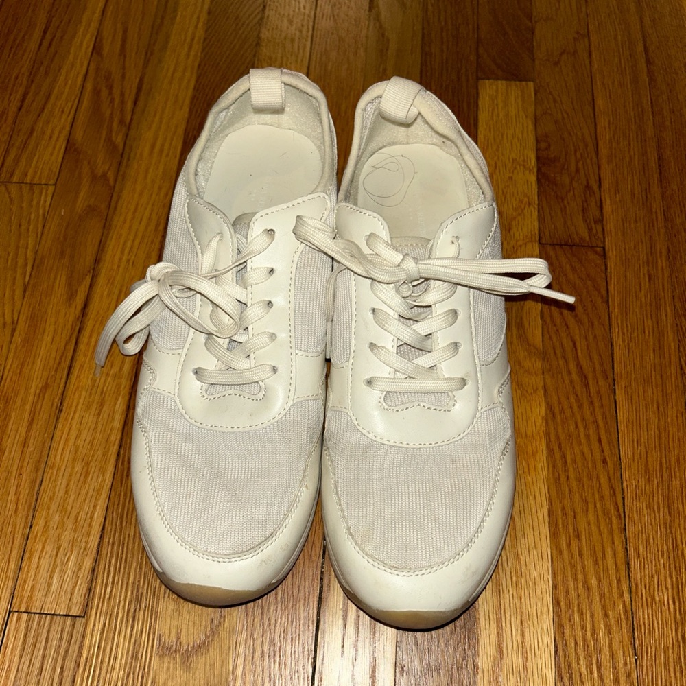 Banana Republic Sneakers